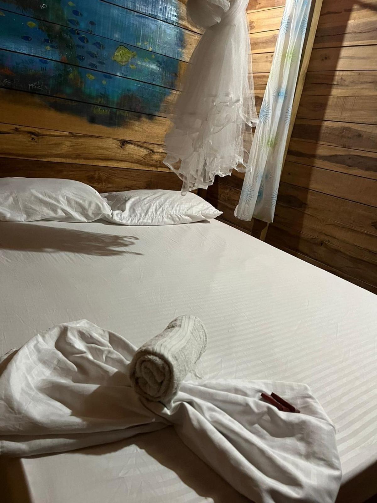 The Mompe Beach Hostal La Poza Bagian luar foto