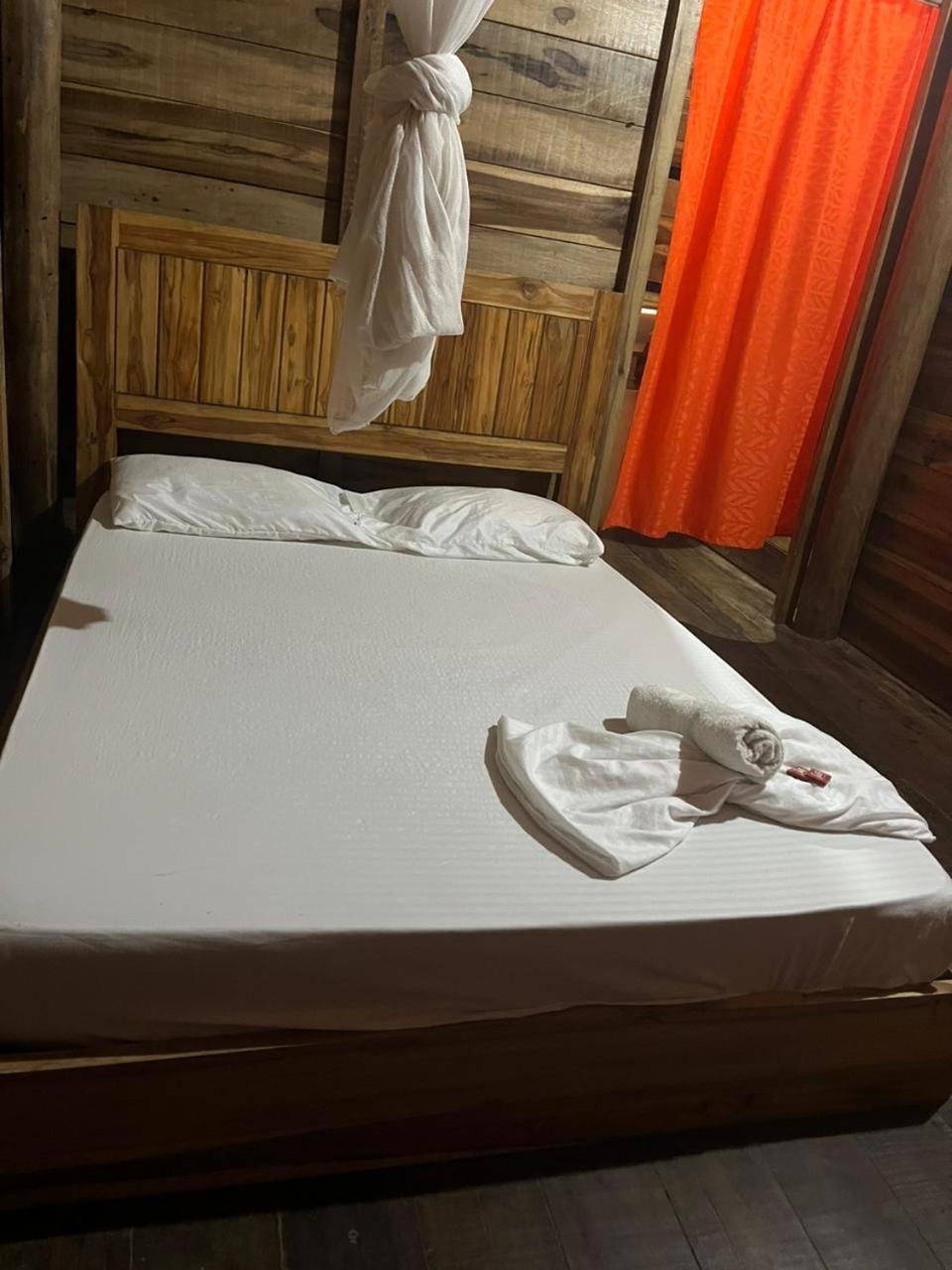 The Mompe Beach Hostal La Poza Bagian luar foto