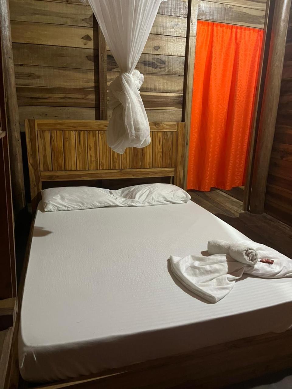 The Mompe Beach Hostal La Poza Bagian luar foto