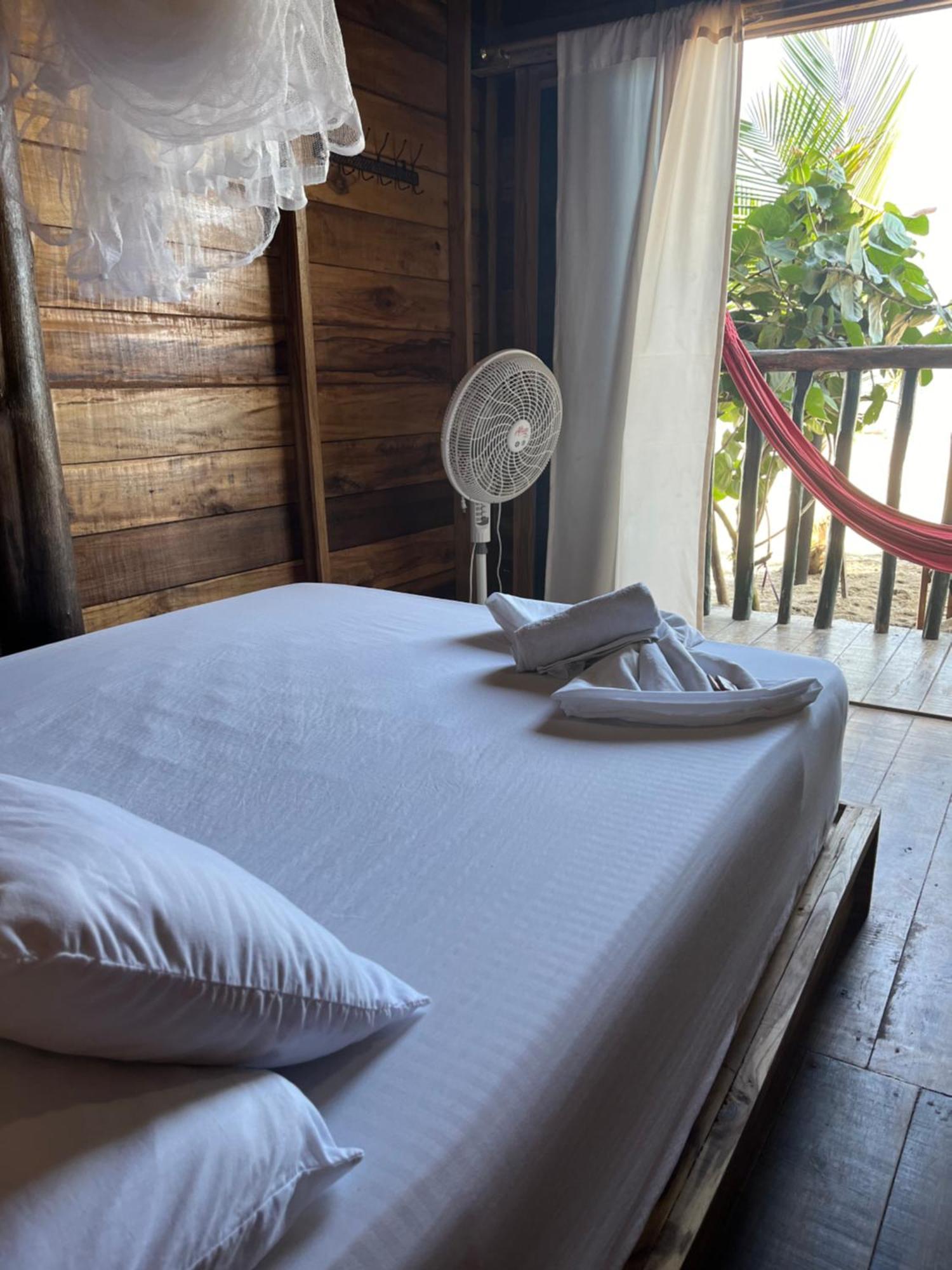 The Mompe Beach Hostal La Poza Bagian luar foto