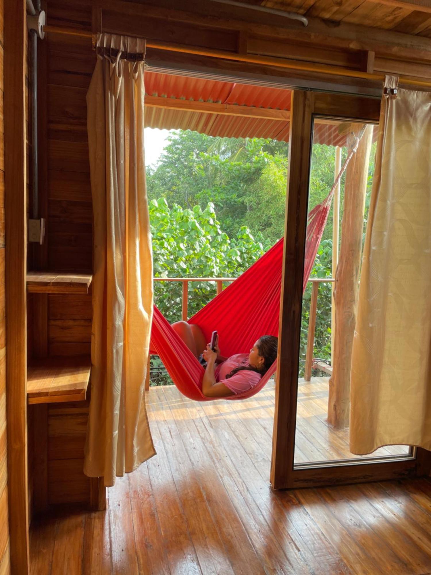 The Mompe Beach Hostal La Poza Bagian luar foto