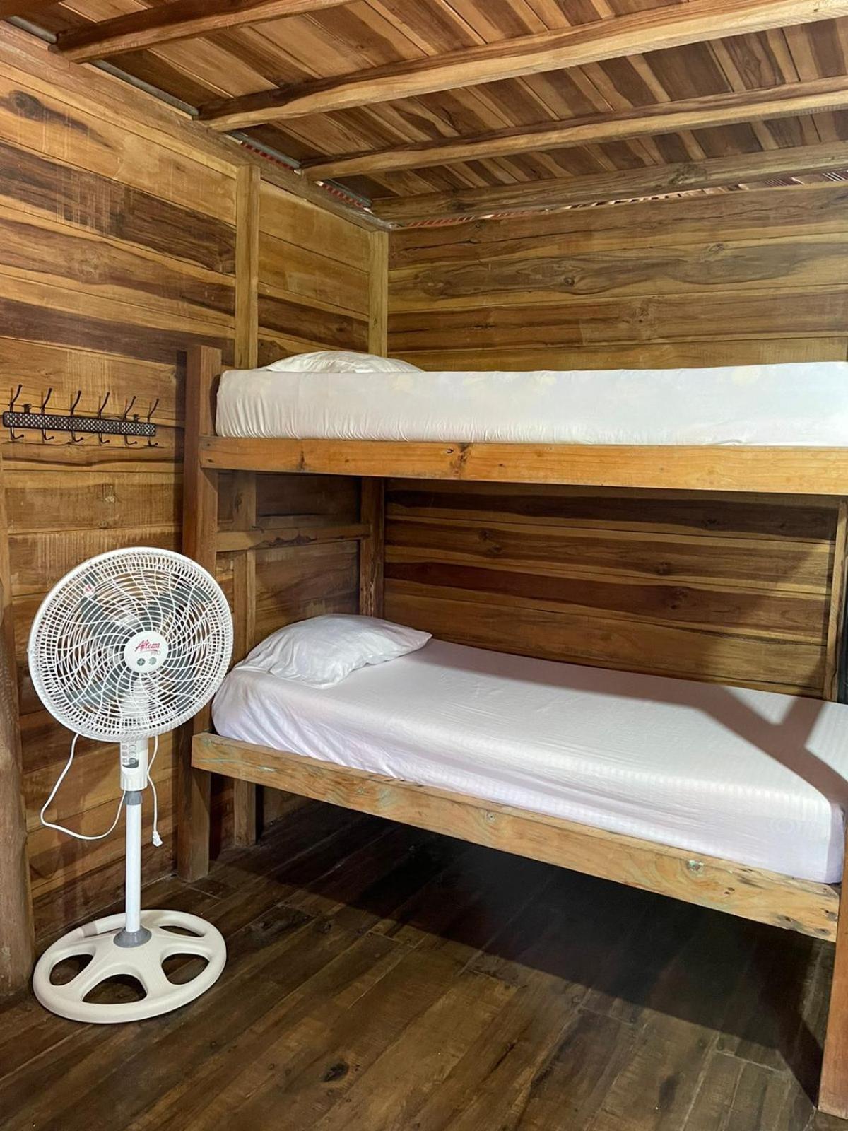 The Mompe Beach Hostal La Poza Bagian luar foto
