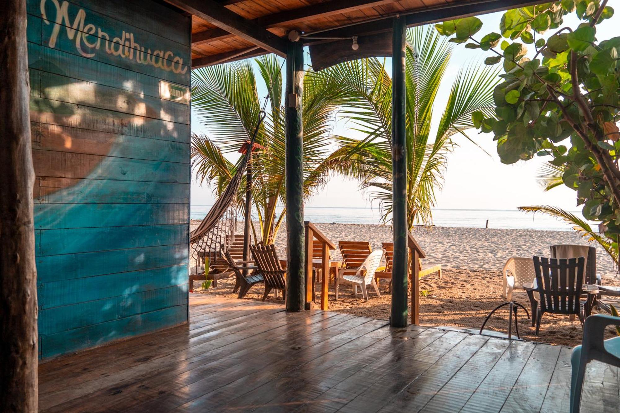 The Mompe Beach Hostal La Poza Bagian luar foto